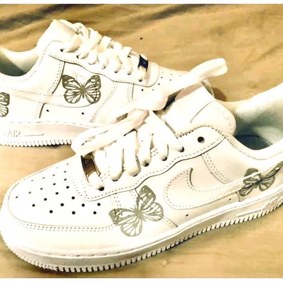 Brand new women’s custom Air Force ones Brand new women’s custom Air Force ones